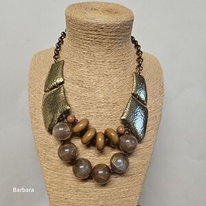 Vintage 80s Gold-tone Metal and Lucite Marble Statement Necklace